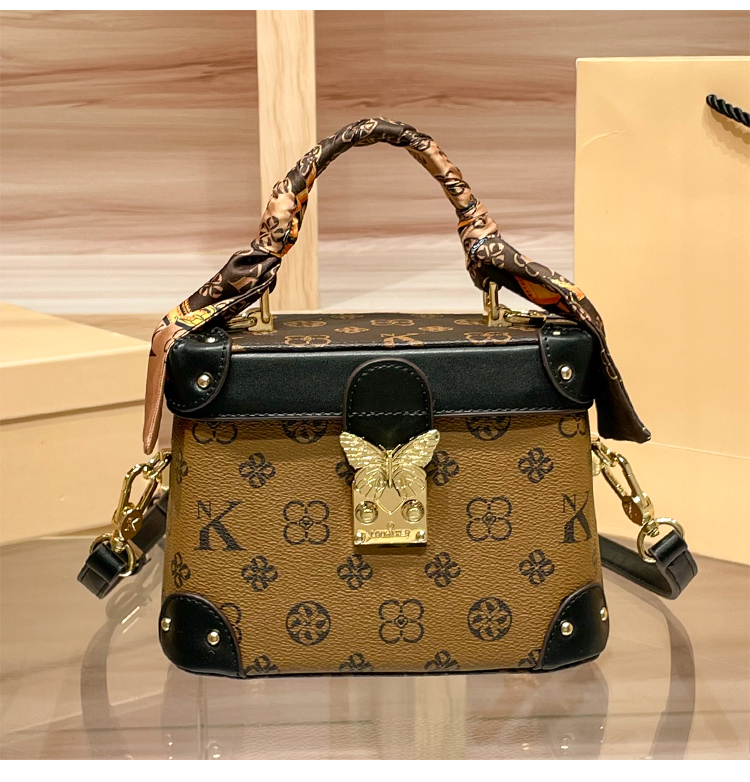 Túi xách hộp họa tiết vintage sang trọng_thumbnail_9