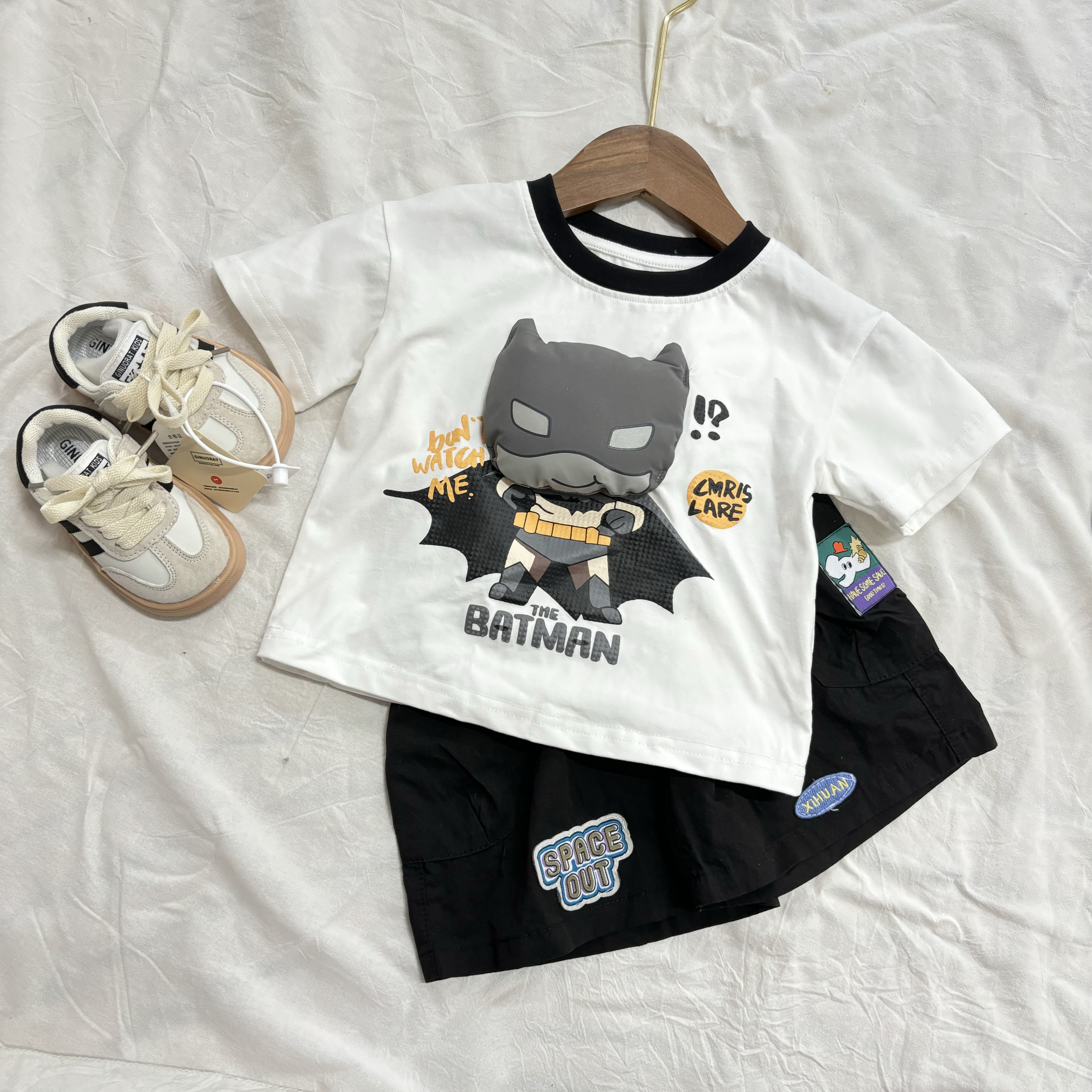 (A22) Áo thun trắng phối cổ đen hình Batman thời trang bé trai mẫu hè 2025 QCCC_thumbnail_5