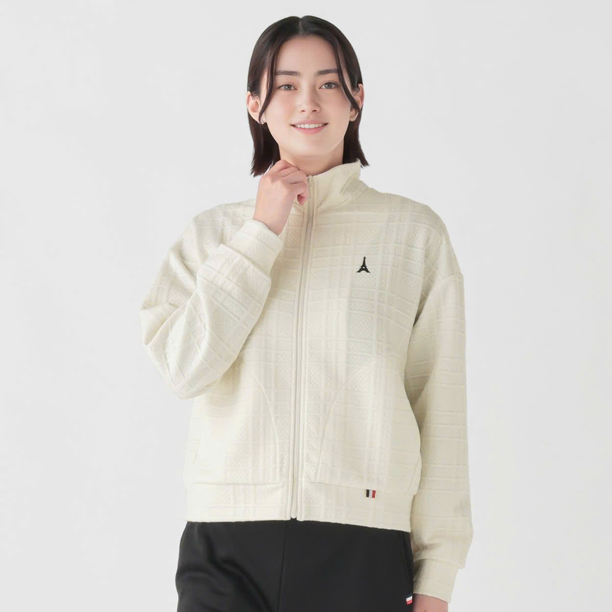 K686 AO NU KHOAC ELLE_thumbnail_1