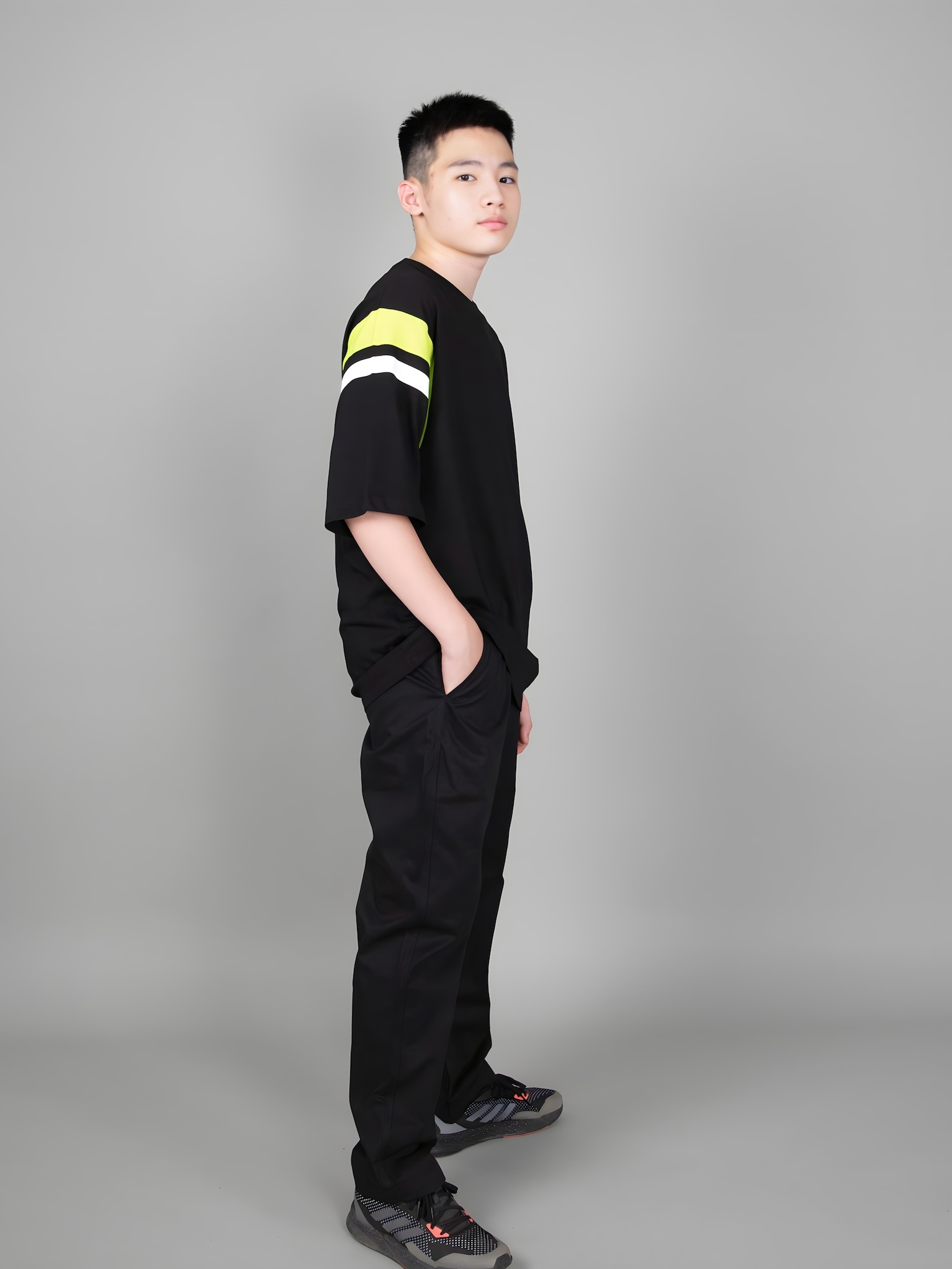 Quần kaki đen túi chéo ống xuông_thumbnail_4