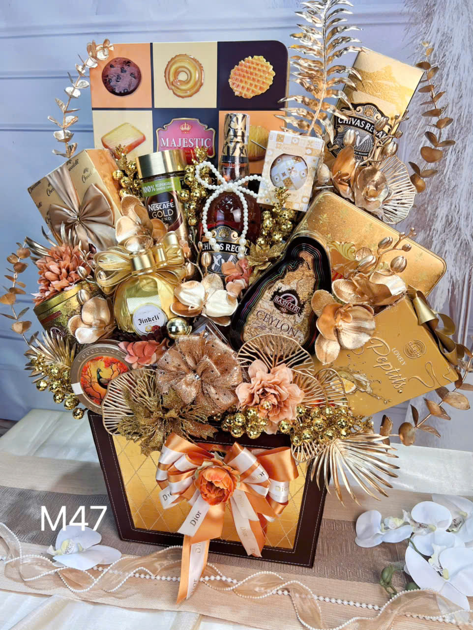 Hộp quà tết 2025 QT4201_thumbnail_1