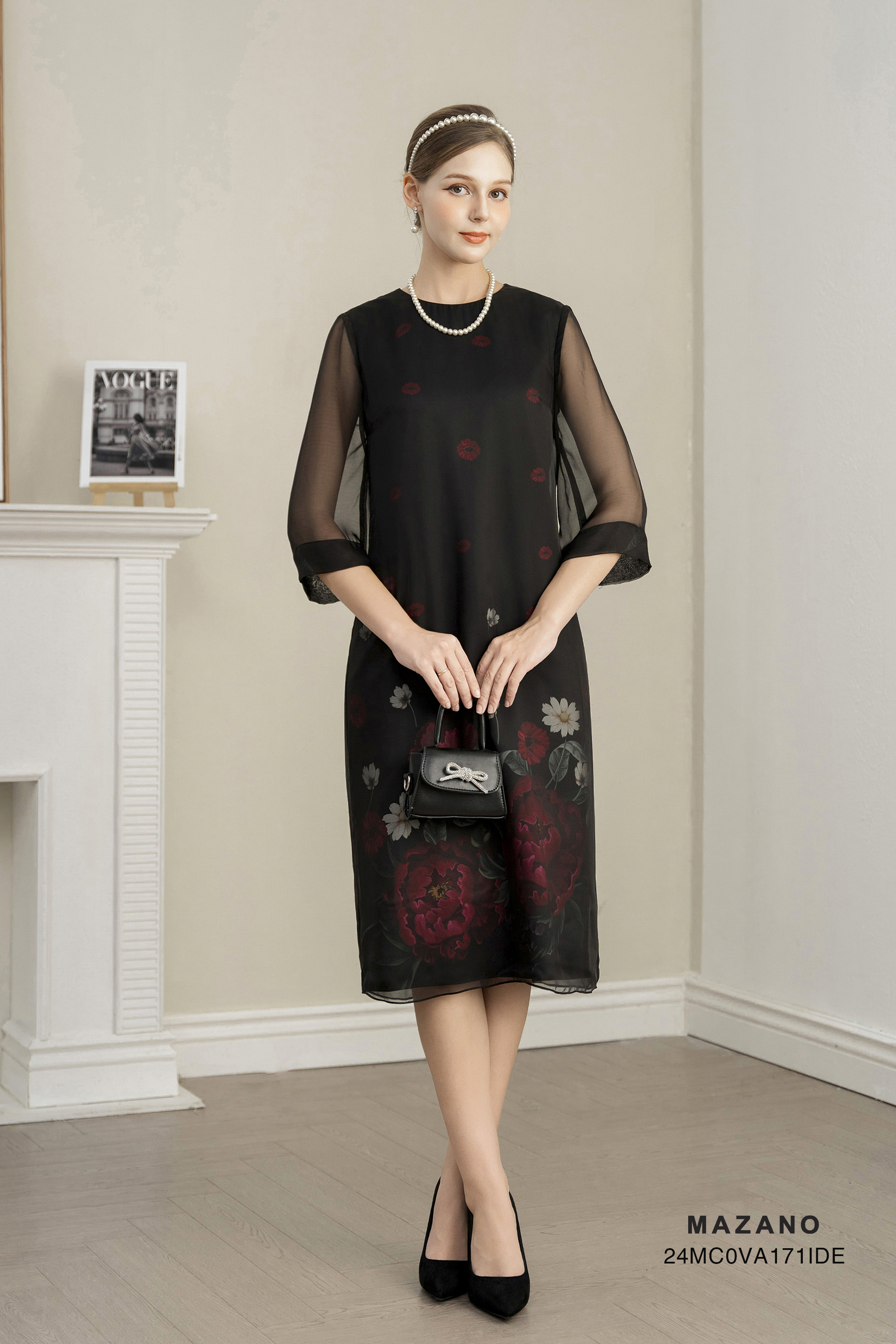 Đầm suông Voan tơ phủ trên vải thô Họa tiết Hoa cách điệu cổ tròn vừa tay lỡ Dài qua gối 24MC0VA171IDE