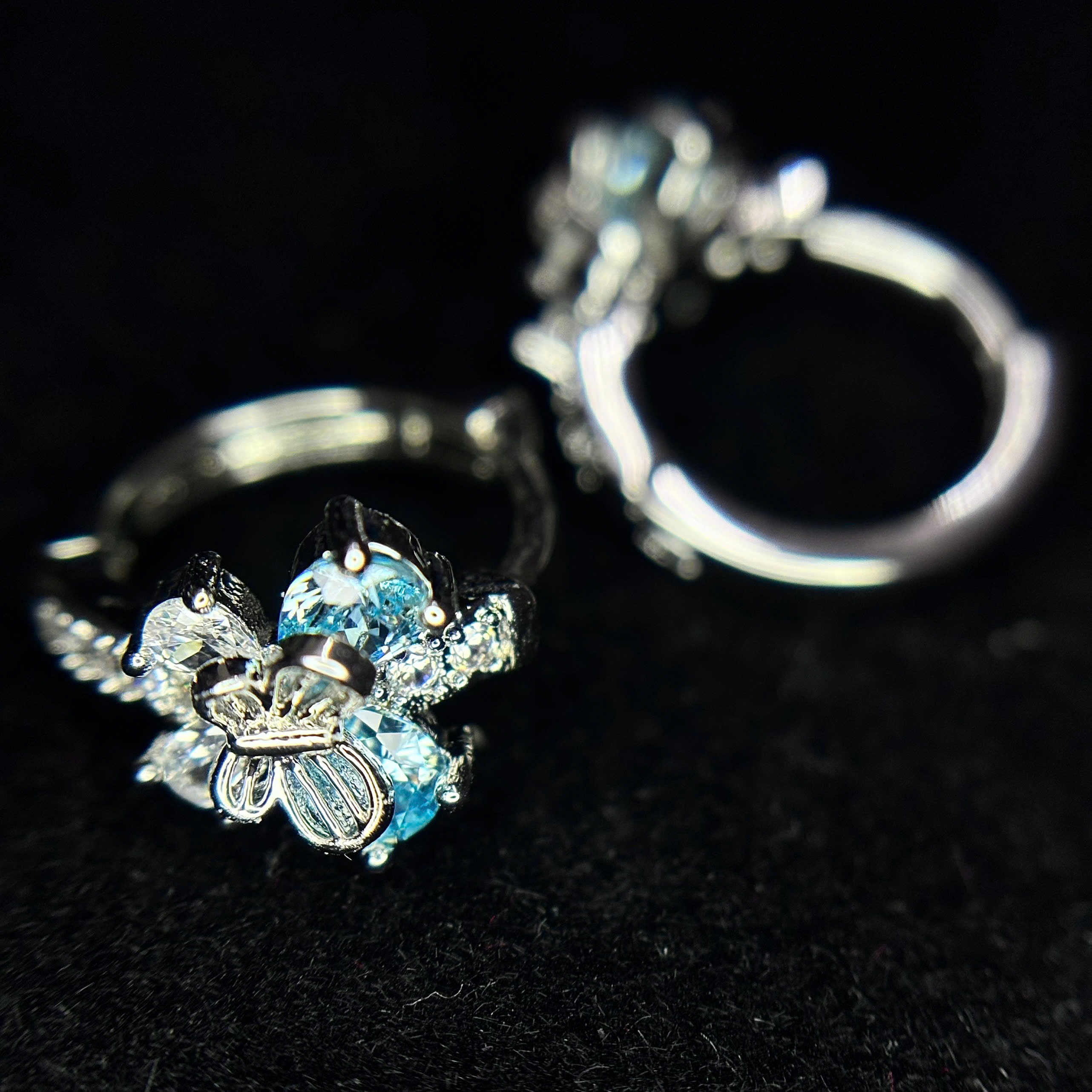 Khuyên vòng kiểu 2 bướm xanh size 10_thumbnail_2