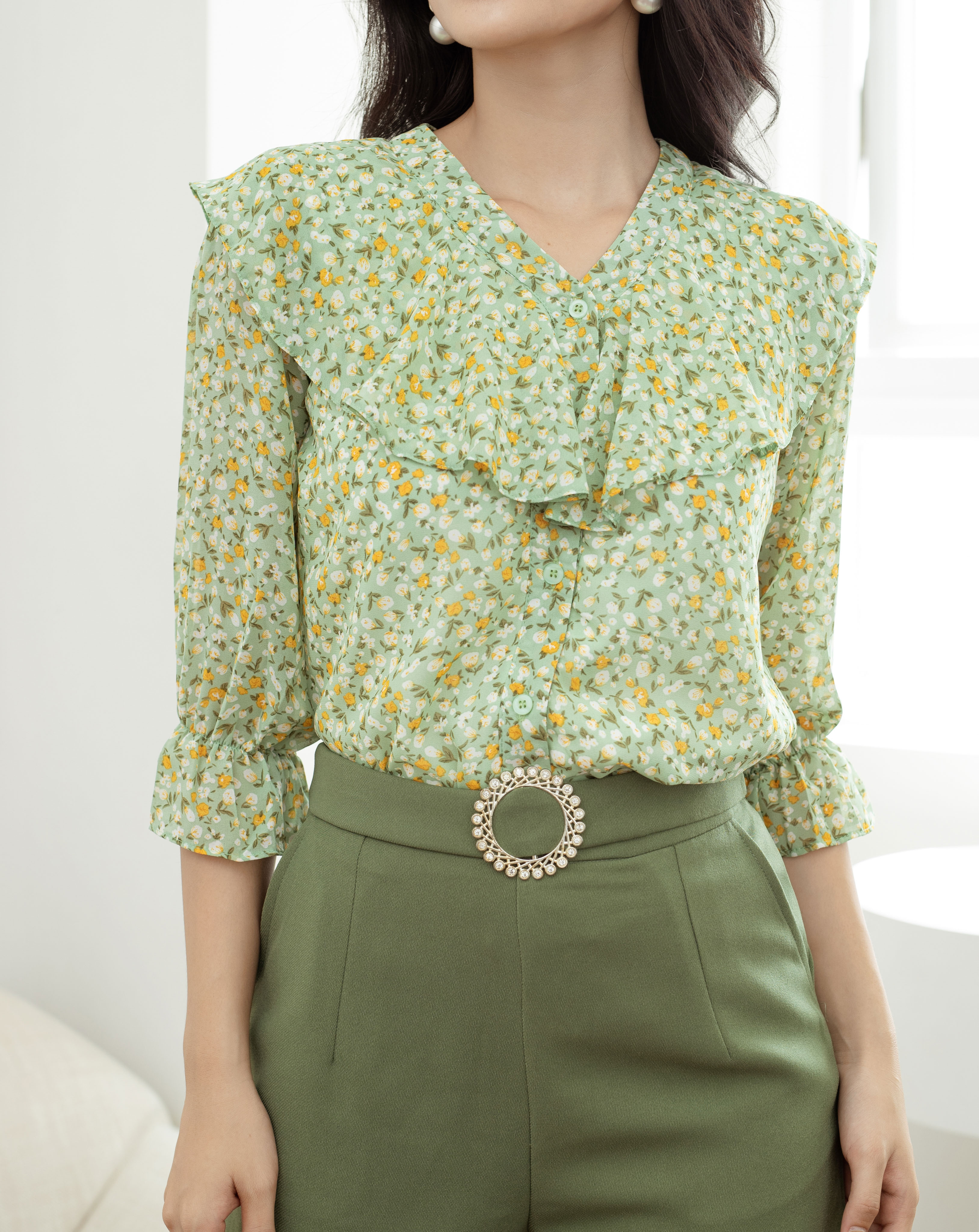 Áo kiểu cổ Bèo ngực tiểu thư tay lỡ