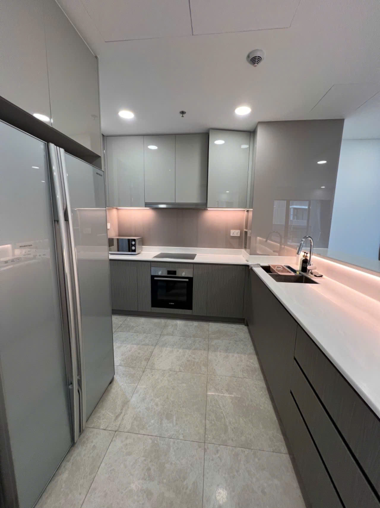 Dự án The River Thủ Thiêm - Cần cho thuê căn hộ 3PN, full nội thất_thumbnail_2