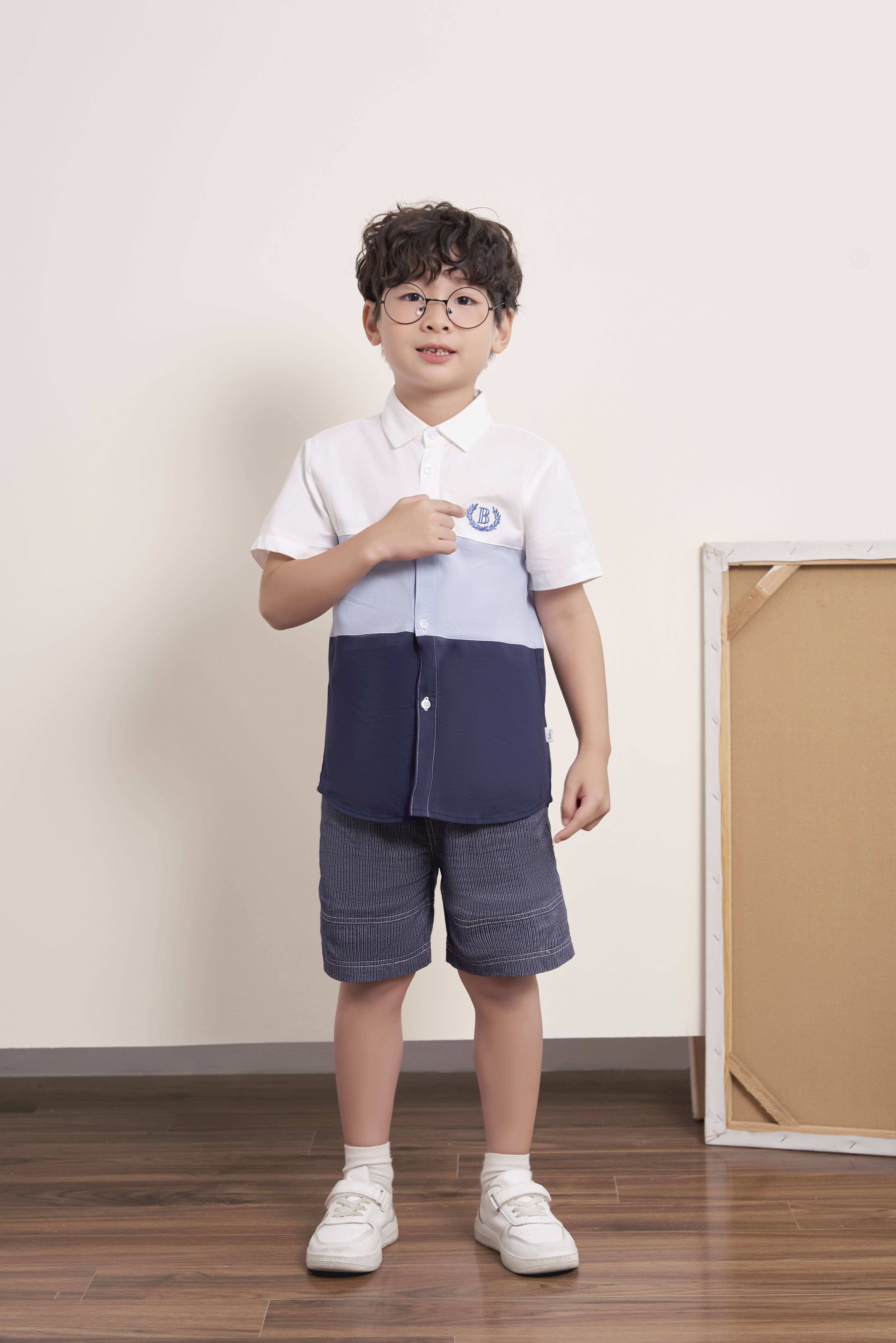 Áo sơ mi cộc tay phối ba màu_thumbnail_1