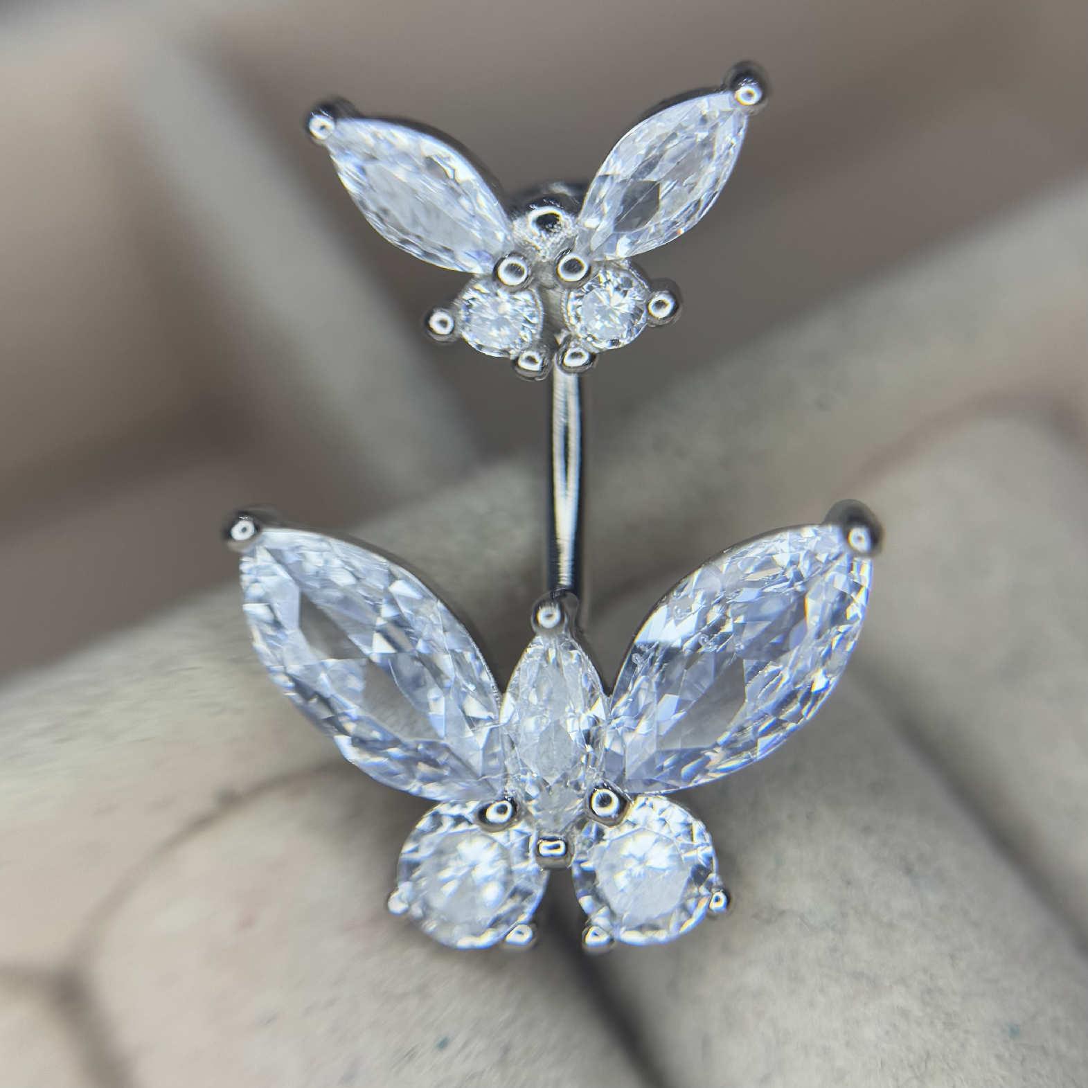 rốn bạc xi bạch kim hai đầu bướm bốn cánh full đá to sáng