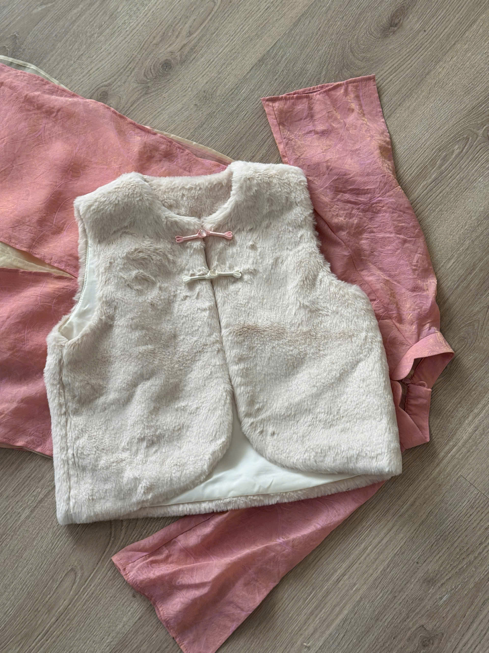 Mây Bồng Bềnh - Áo Gile Lông Bé Gái