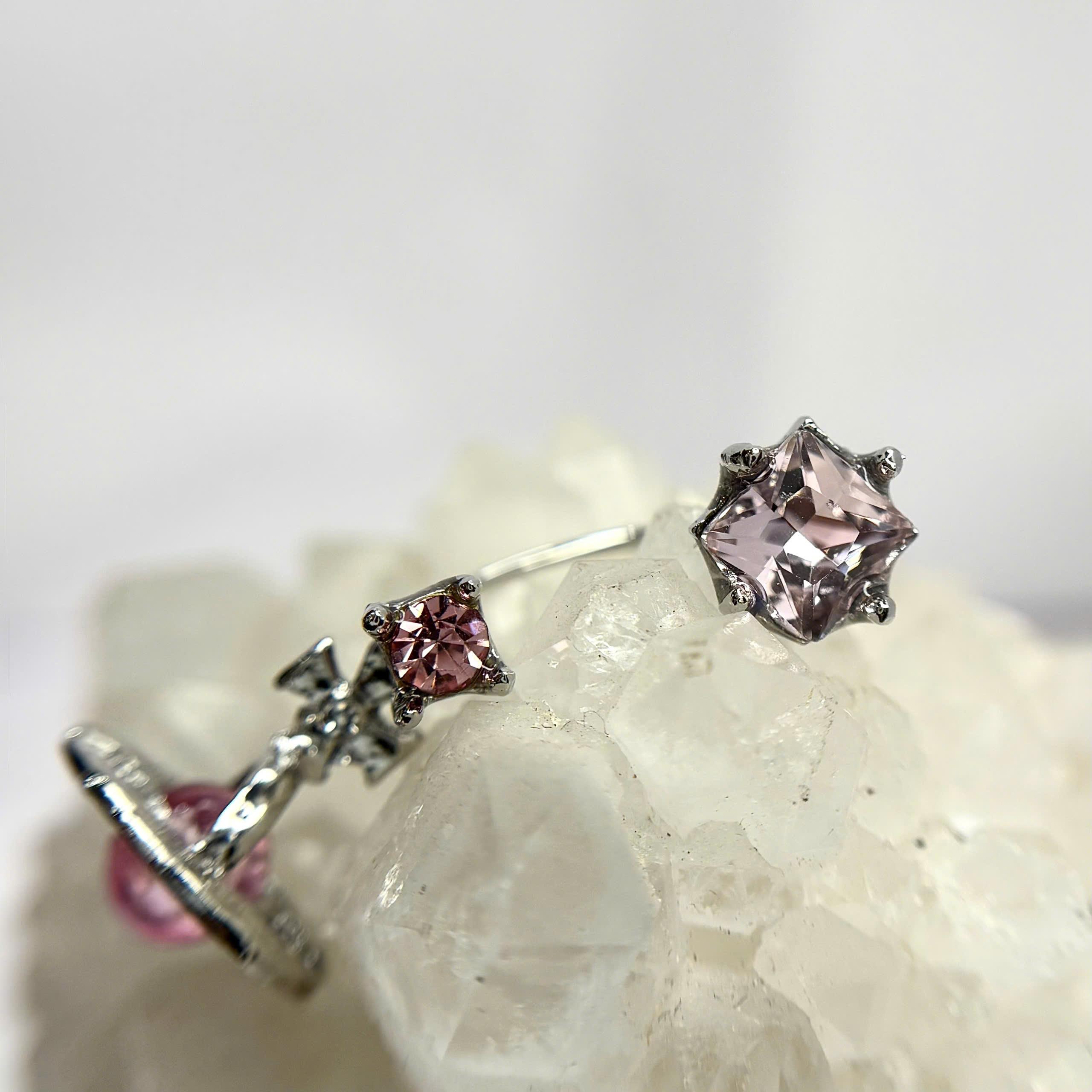 Khuyên kiểu septum hành tinh hồng rơi_thumbnail_2