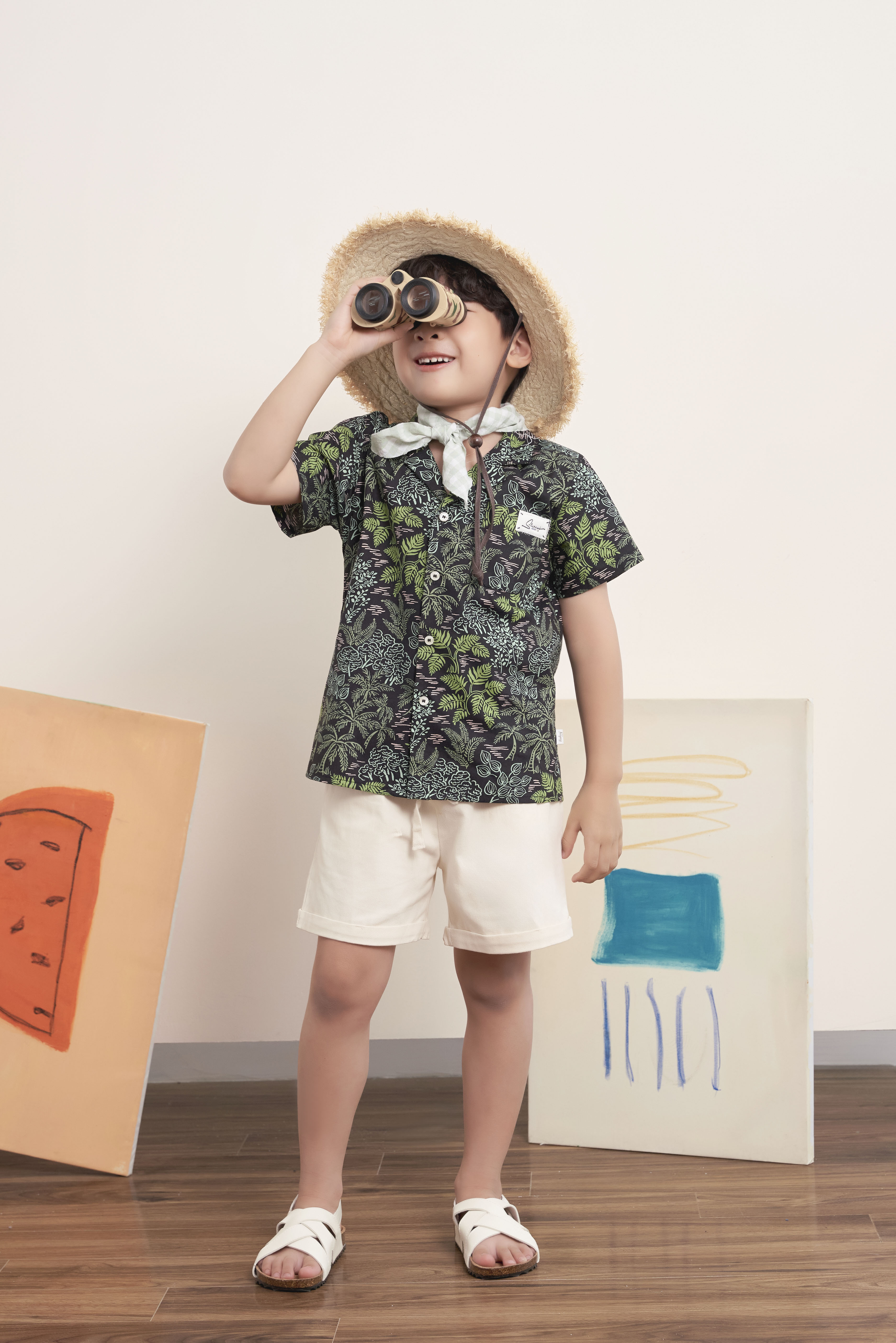 Bộ áo hoạ tiết cổ bẻ ve quần short_thumbnail_2