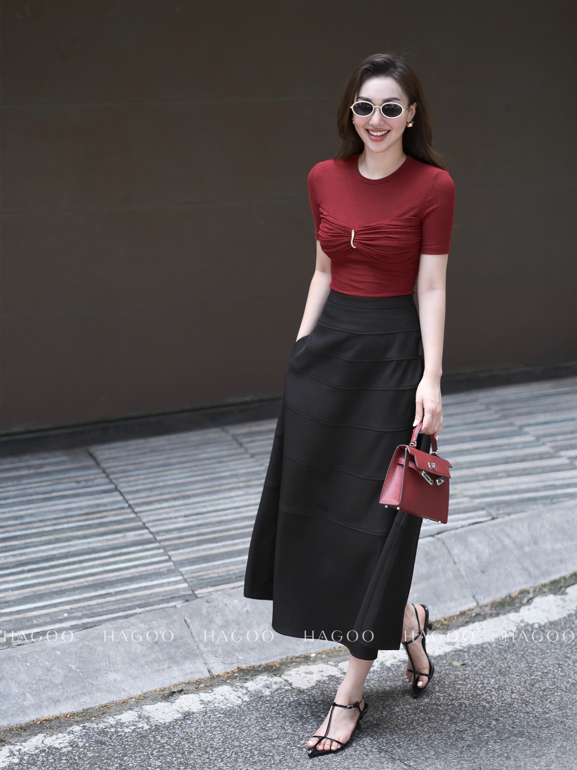 Áo thun nhún ngực khuyên vàng HAGOO_thumbnail_9