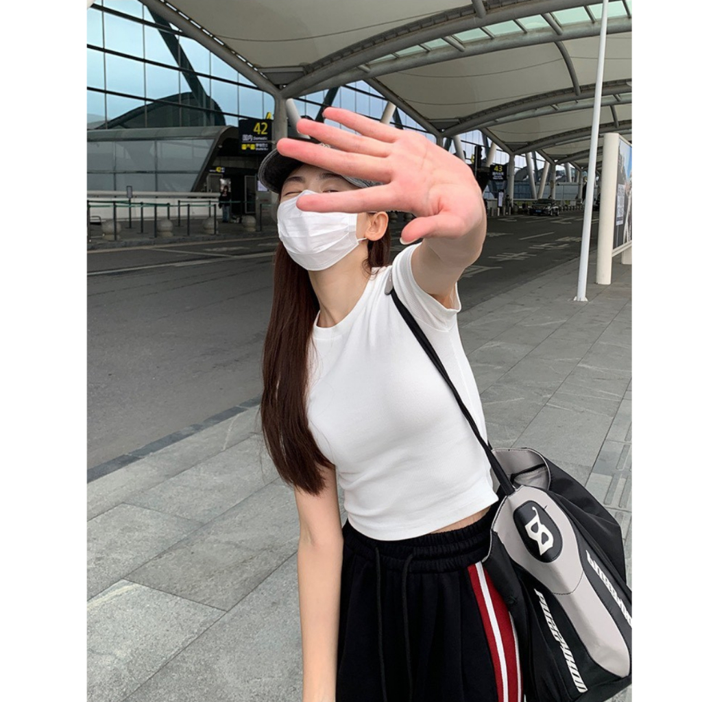 Áo croptop nữ chất liệu thun borip dáng ôm ngắn màu trơn - LOZA PH403307_thumbnail_1
