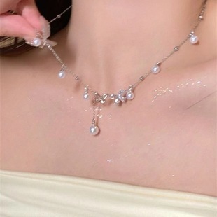 Vòng cổ bướm rỗng thiết kế sang trọng, kiểu dáng tua rua Pháp, phụ kiện xương đòn ngọc trai cao cấp, màu bạc