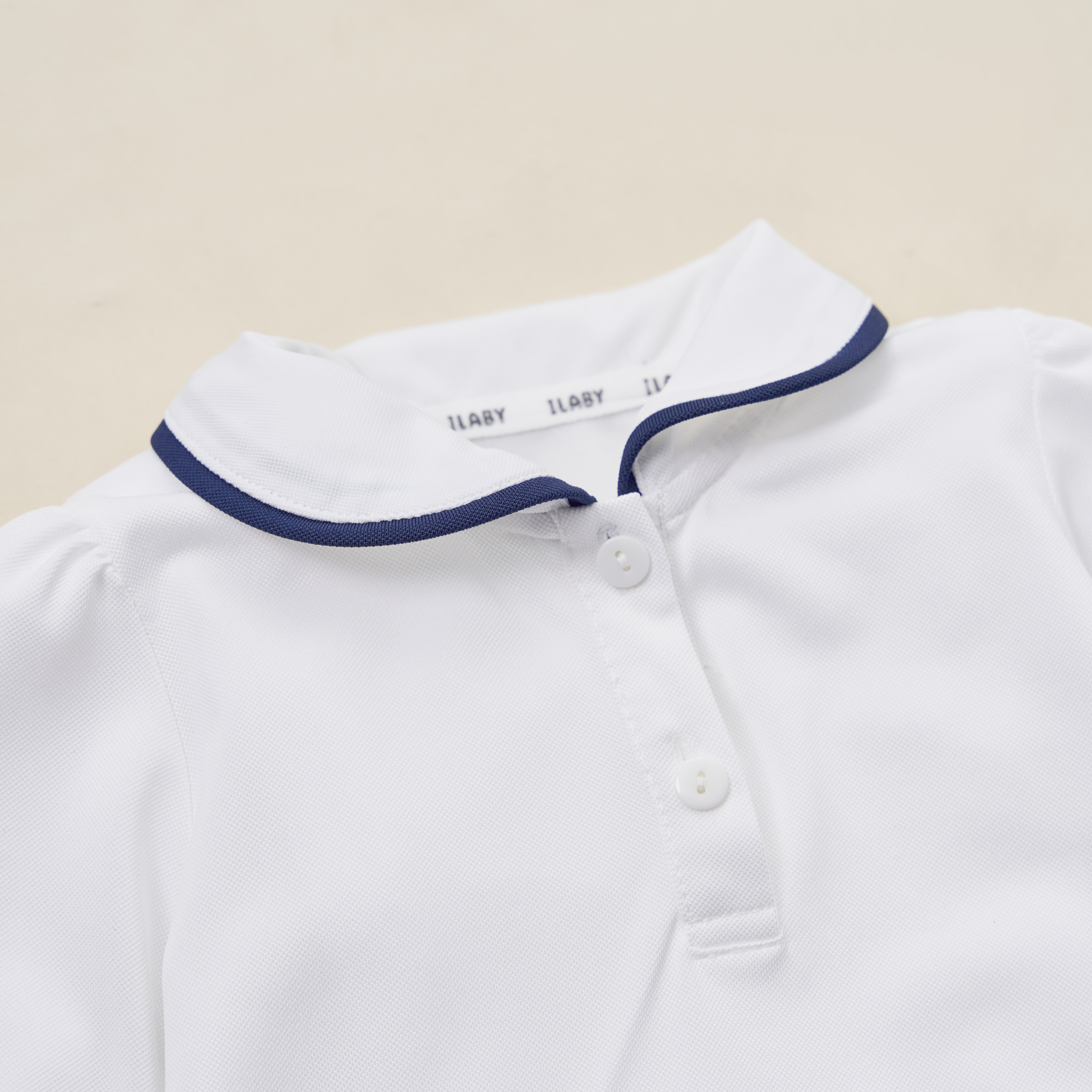 Áo dài tay cổ phối viền_thumbnail_1