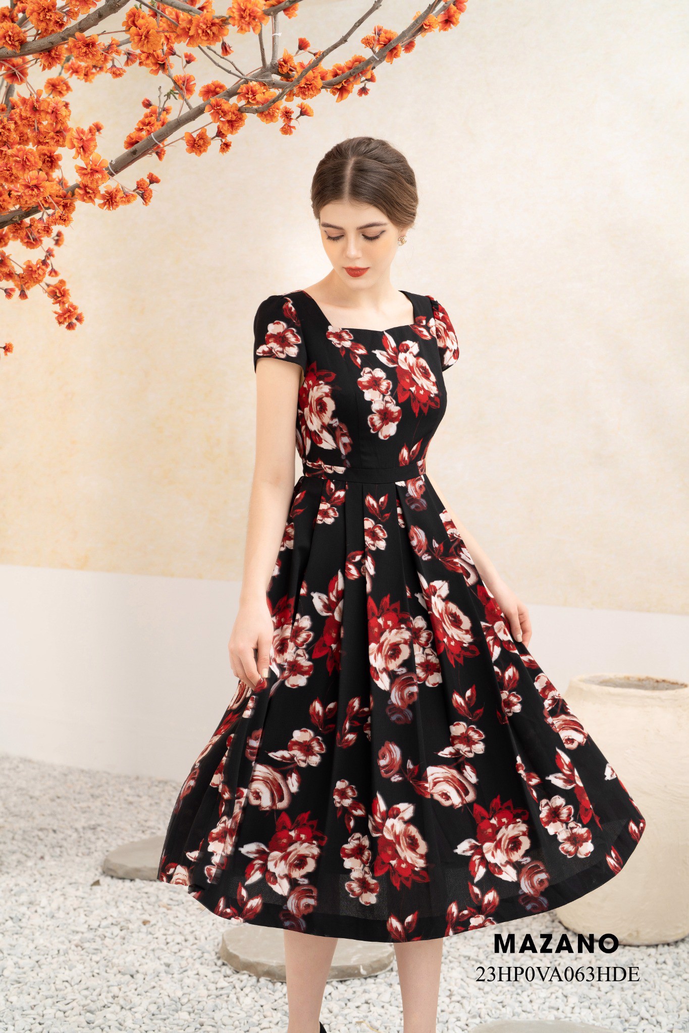 Đầm xếp ly chân bồng dự tiệc 23HP0VA063HDE