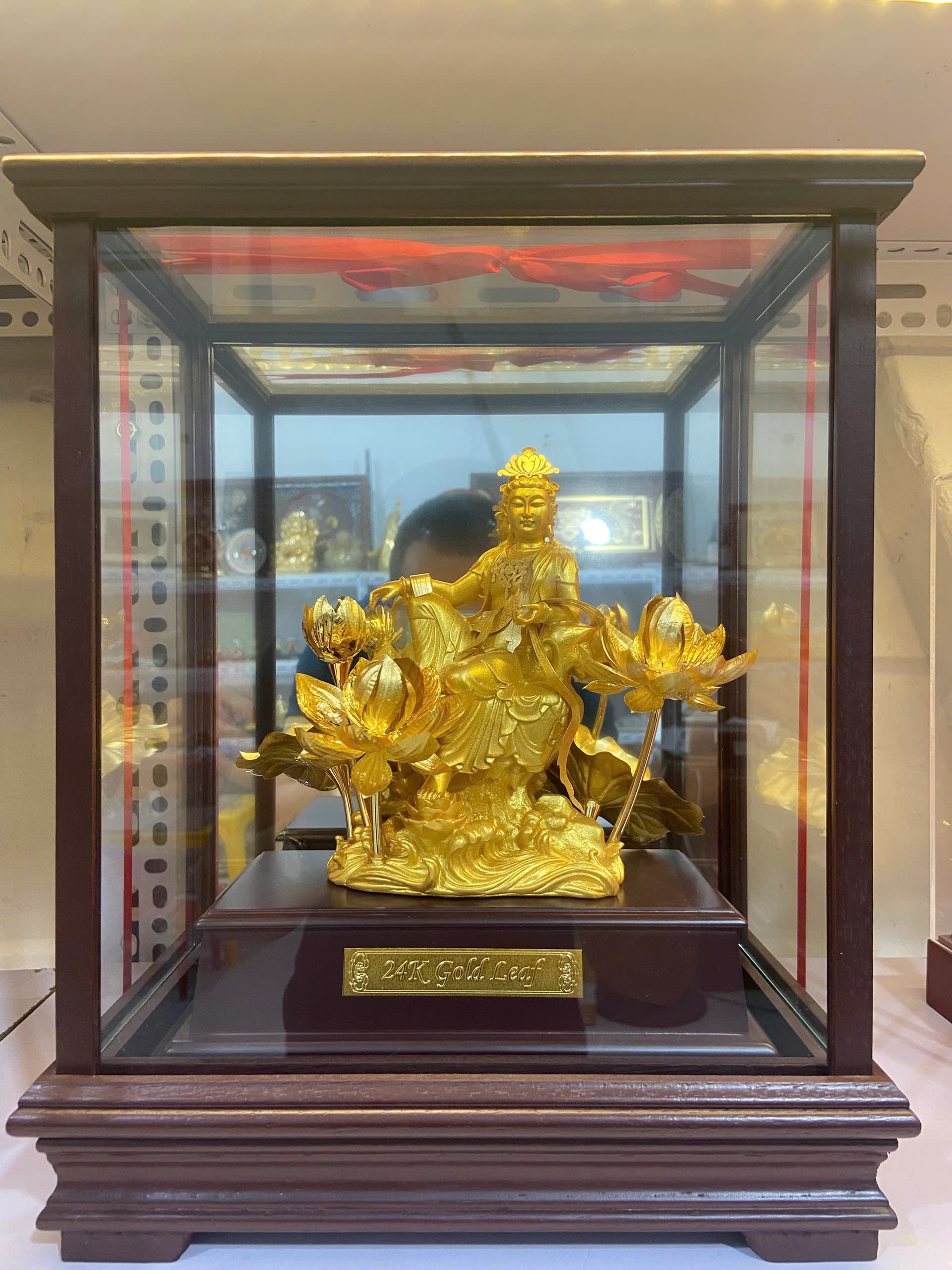 Tượng Phật bà Quan âm dát vàng 24K KT  25x15x30 cm._thumbnail_1