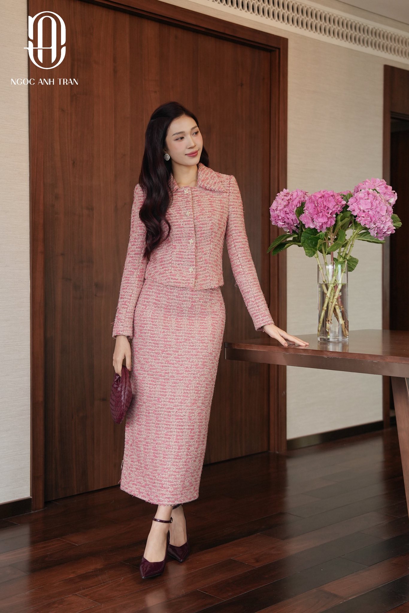 A242 - Áo dạ phẩy hồng dài tay cổ bẻ_thumbnail_1