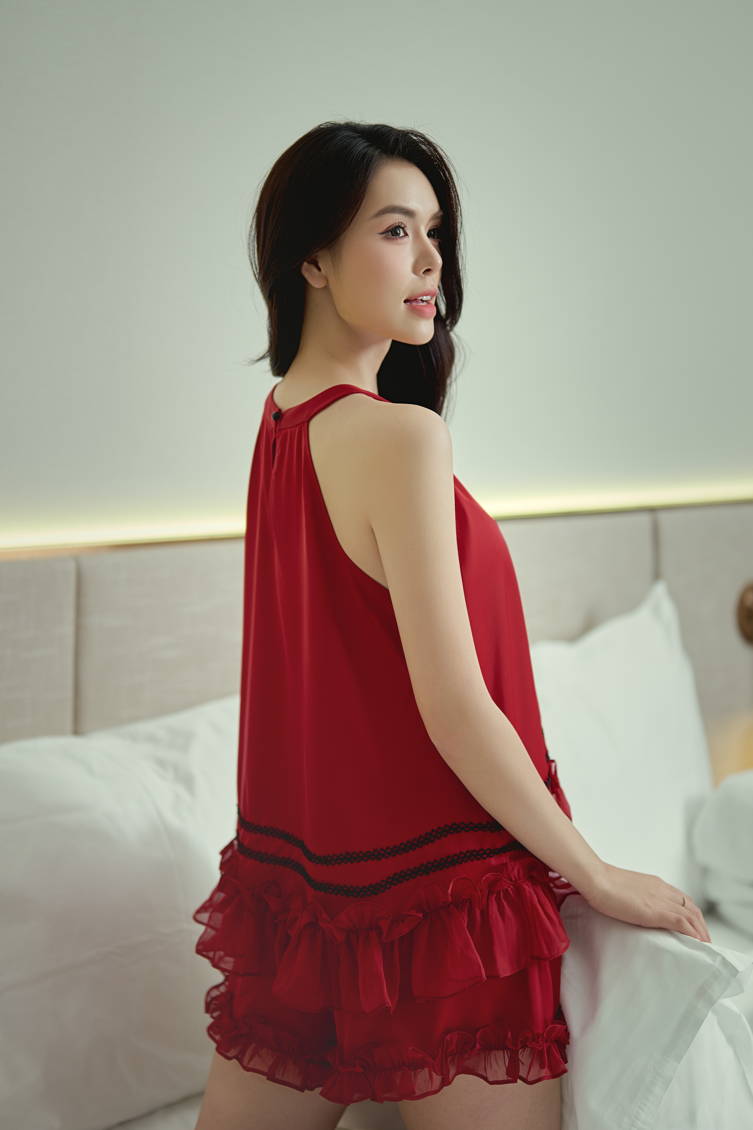 Bộ lụa áo yếm, quần cộc BN621_thumbnail_3