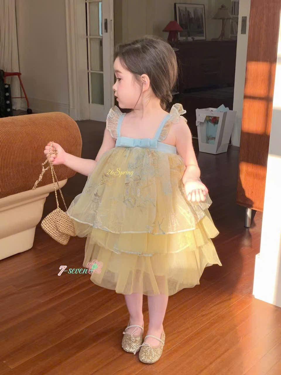 (H72) Váy voan lụa màu vàng tay bướm hãng Seven
